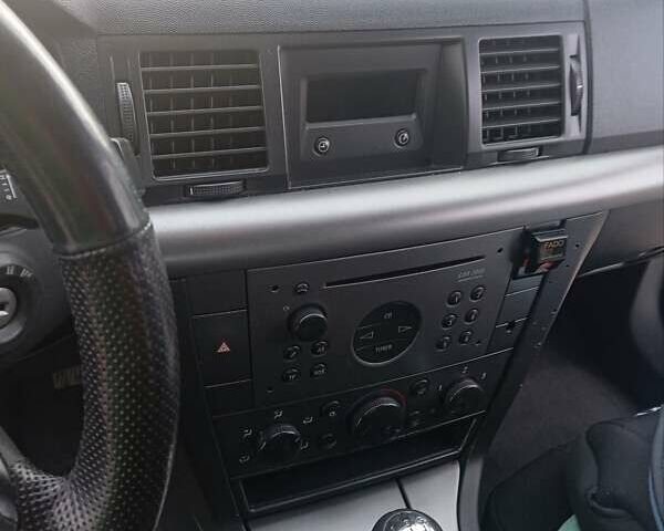 Сірий Опель Вектра, об'ємом двигуна 2 л та пробігом 292 тис. км за 4100 $, фото 5 на Automoto.ua