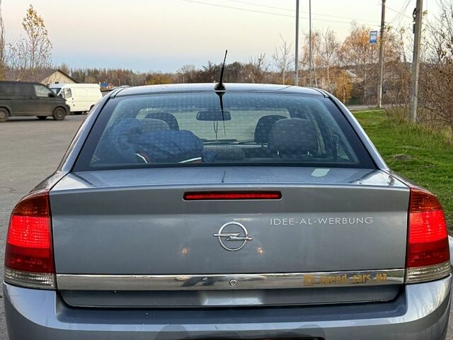 Сірий Опель Вектра, об'ємом двигуна 2.2 л та пробігом 340 тис. км за 3830 $, фото 4 на Automoto.ua