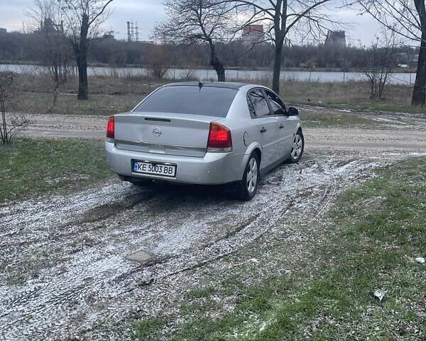 Серый Опель Вектра, объемом двигателя 2.17 л и пробегом 300 тыс. км за 3750 $, фото 4 на Automoto.ua