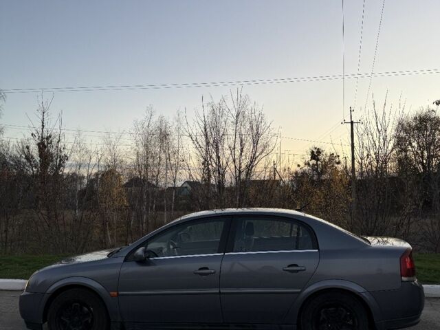 Сірий Опель Вектра, об'ємом двигуна 2.2 л та пробігом 340 тис. км за 3835 $, фото 14 на Automoto.ua