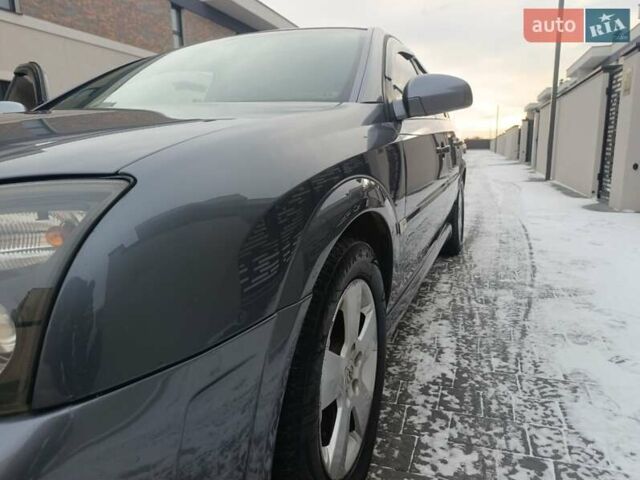 Сірий Опель Вектра, об'ємом двигуна 2.2 л та пробігом 318 тис. км за 4200 $, фото 17 на Automoto.ua
