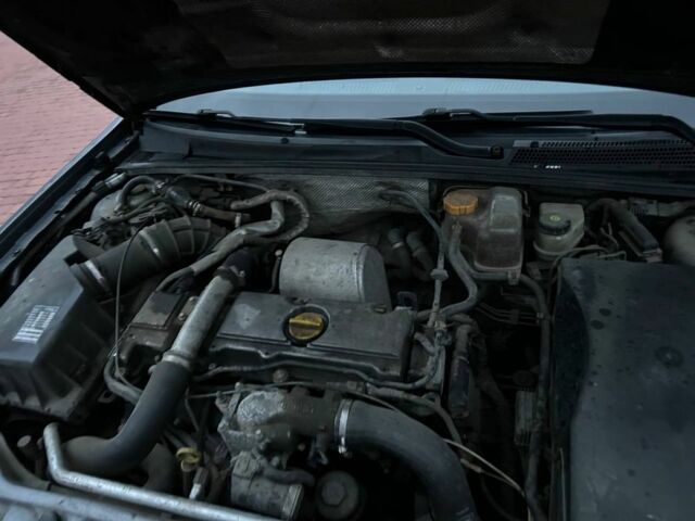 Серый Опель Вектра, объемом двигателя 2 л и пробегом 280 тыс. км за 2350 $, фото 7 на Automoto.ua