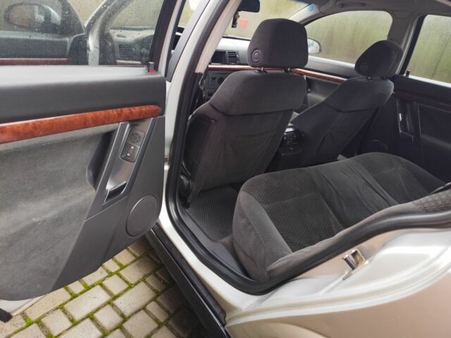 Сірий Опель Вектра, об'ємом двигуна 2.2 л та пробігом 350 тис. км за 3455 $, фото 12 на Automoto.ua