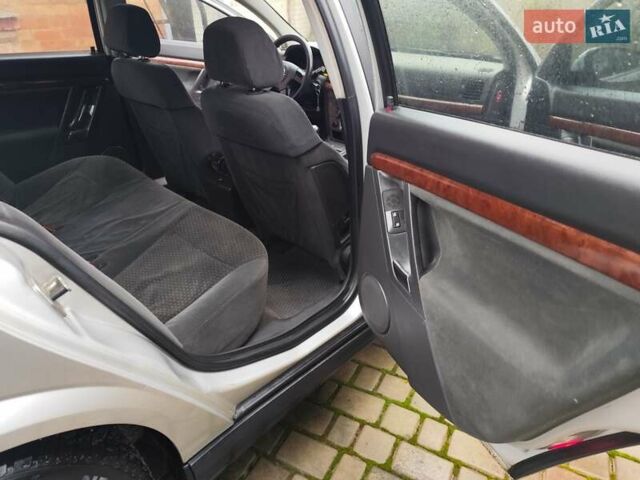 Сірий Опель Вектра, об'ємом двигуна 2.2 л та пробігом 380 тис. км за 3299 $, фото 16 на Automoto.ua