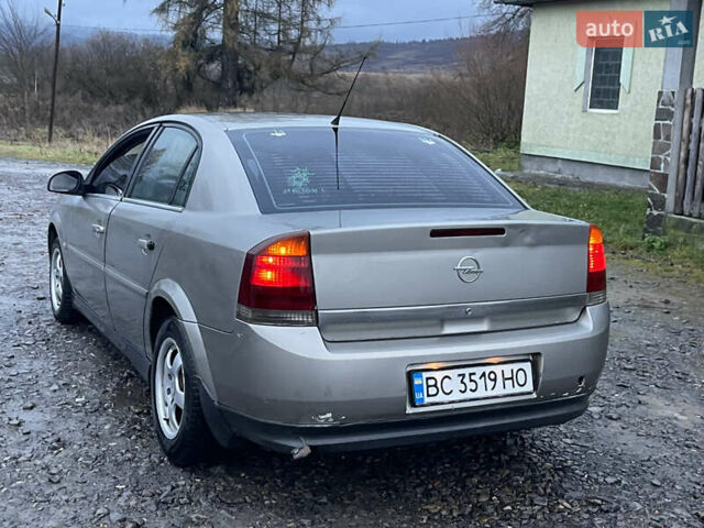 Сірий Опель Вектра, об'ємом двигуна 2 л та пробігом 330 тис. км за 2999 $, фото 16 на Automoto.ua