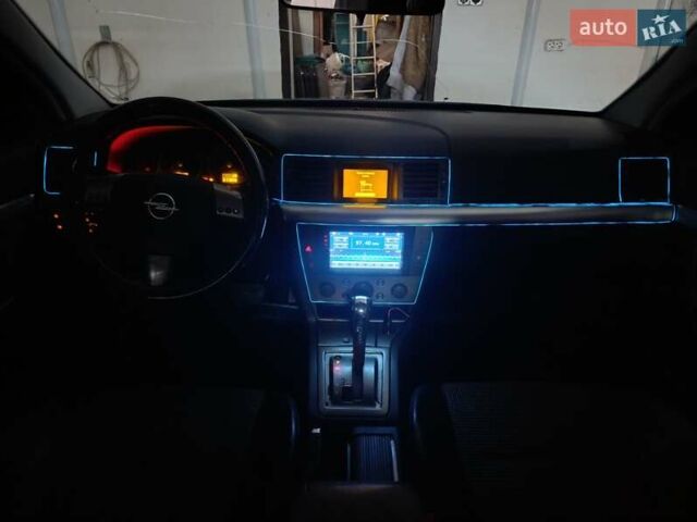 Сірий Опель Вектра, об'ємом двигуна 2.2 л та пробігом 318 тис. км за 4200 $, фото 26 на Automoto.ua