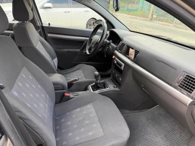 Серый Опель Вектра, объемом двигателя 1.8 л и пробегом 333 тыс. км за 3490 $, фото 22 на Automoto.ua