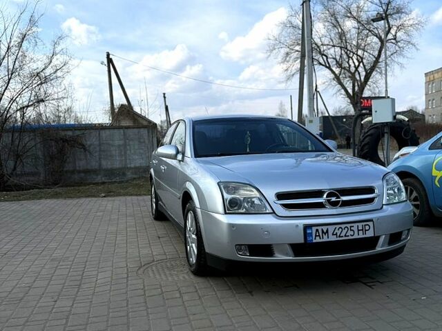 Серый Опель Вектра, объемом двигателя 2.2 л и пробегом 323 тыс. км за 4500 $, фото 9 на Automoto.ua