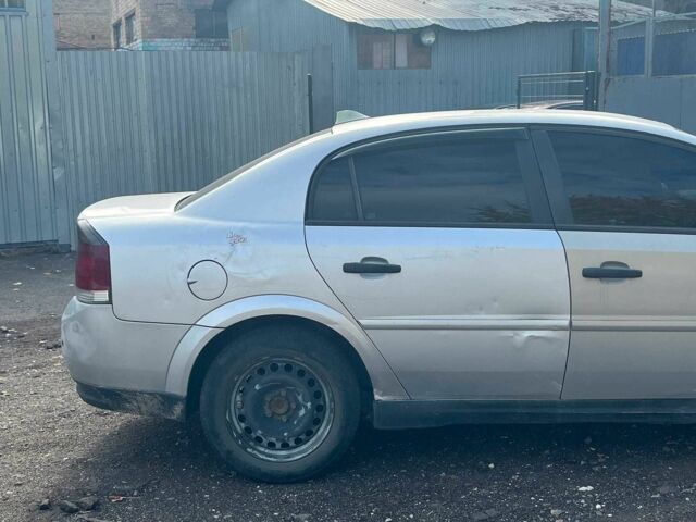 Опель Вектра 2002 в Киеве на Automoto.ua Серый Опель Вектра, объемом двигателя 2.2 л и пробегом 365 тыс. км за 2590 $, фото 4 на Automoto.ua