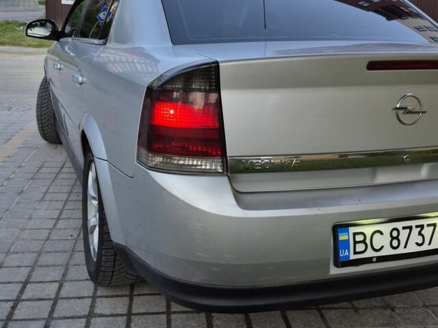 Опель Вектра 2002 в Львове на Automoto.ua Серый Опель Вектра, объемом двигателя 2.2 л и пробегом 455 тыс. км за 3900 $, фото 6 на Automoto.ua