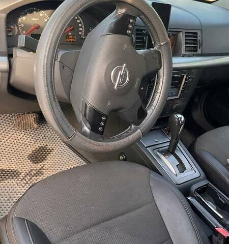 Сірий Опель Вектра, об'ємом двигуна 2.2 л та пробігом 264 тис. км за 4300 $, фото 2 на Automoto.ua