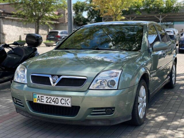 Сірий Опель Вектра, об'ємом двигуна 2.2 л та пробігом 191 тис. км за 4900 $, фото 4 на Automoto.ua