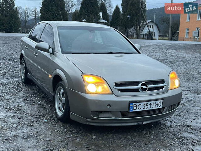 Сірий Опель Вектра, об'ємом двигуна 2 л та пробігом 330 тис. км за 2999 $, фото 13 на Automoto.ua