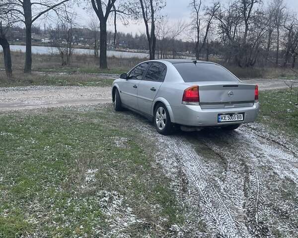 Серый Опель Вектра, объемом двигателя 2.17 л и пробегом 300 тыс. км за 3750 $, фото 3 на Automoto.ua