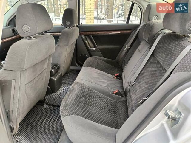 Серый Опель Вектра, объемом двигателя 2.17 л и пробегом 290 тыс. км за 2850 $, фото 10 на Automoto.ua