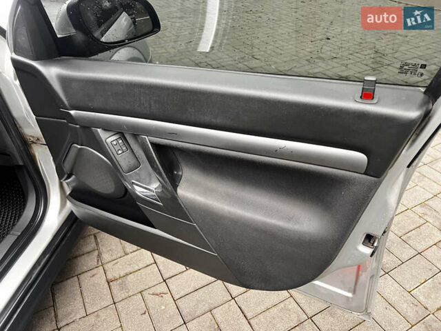 Серый Опель Вектра, объемом двигателя 1.8 л и пробегом 355 тыс. км за 3350 $, фото 24 на Automoto.ua