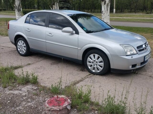 Серый Опель Вектра, объемом двигателя 2.2 л и пробегом 380 тыс. км за 3500 $, фото 4 на Automoto.ua