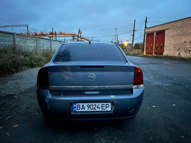 Сірий Опель Вектра, об'ємом двигуна 2 л та пробігом 300 тис. км за 1858 $, фото 3 на Automoto.ua