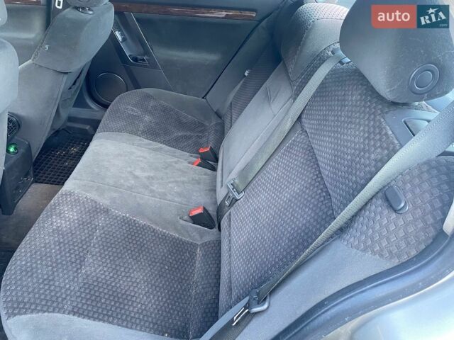 Сірий Опель Вектра, об'ємом двигуна 2.2 л та пробігом 225 тис. км за 2800 $, фото 6 на Automoto.ua