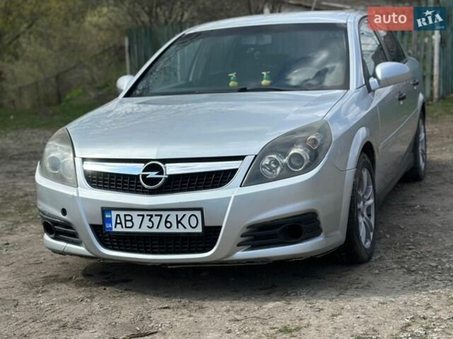 Серый Опель Вектра, объемом двигателя 2.22 л и пробегом 307 тыс. км за 3700 $, фото 3 на Automoto.ua