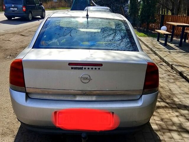 Сірий Опель Вектра, об'ємом двигуна 2.2 л та пробігом 350 тис. км за 5000 $, фото 2 на Automoto.ua