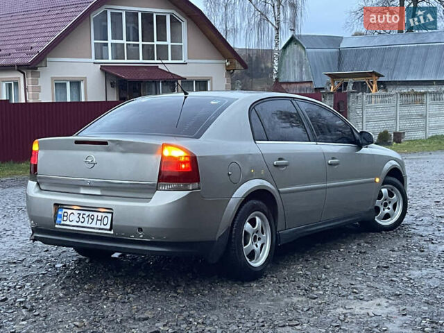 Сірий Опель Вектра, об'ємом двигуна 2 л та пробігом 330 тис. км за 2999 $, фото 9 на Automoto.ua