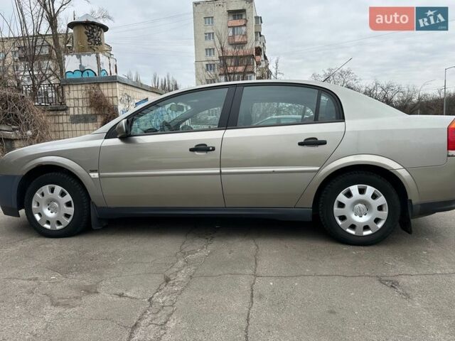 Сірий Опель Вектра, об'ємом двигуна 1.8 л та пробігом 330 тис. км за 3200 $, фото 10 на Automoto.ua