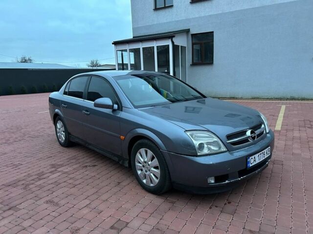 Серый Опель Вектра, объемом двигателя 2 л и пробегом 280 тыс. км за 2350 $, фото 1 на Automoto.ua