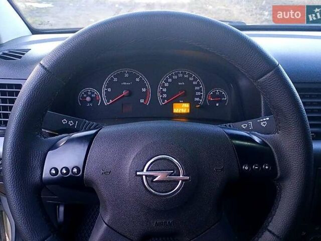 Сірий Опель Вектра, об'ємом двигуна 2 л та пробігом 322 тис. км за 5100 $, фото 7 на Automoto.ua