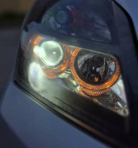 Серый Опель Вектра, объемом двигателя 2.17 л и пробегом 460 тыс. км за 3800 $, фото 8 на Automoto.ua