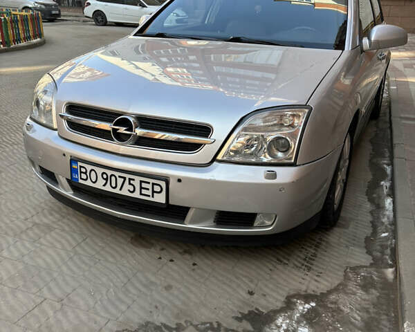 Серый Опель Вектра, объемом двигателя 2.2 л и пробегом 250 тыс. км за 4400 $, фото 6 на Automoto.ua