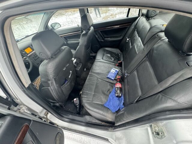 Сірий Опель Вектра, об'ємом двигуна 2.2 л та пробігом 285 тис. км за 2800 $, фото 5 на Automoto.ua