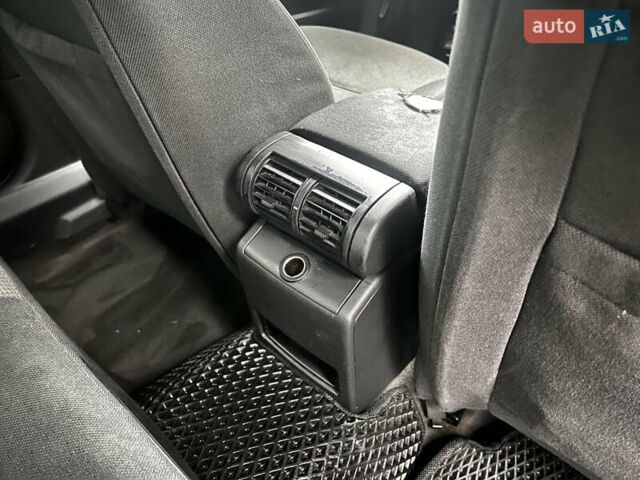 Серый Опель Вектра, объемом двигателя 1.8 л и пробегом 355 тыс. км за 3350 $, фото 25 на Automoto.ua