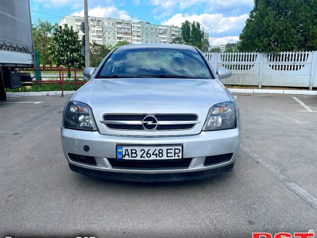 Сірий Опель Вектра, об'ємом двигуна 2.2 л та пробігом 300 тис. км за 3700 $, фото 1 на Automoto.ua
