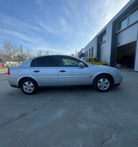 Серый Опель Вектра, объемом двигателя 2.17 л и пробегом 378 тыс. км за 4500 $, фото 2 на Automoto.ua