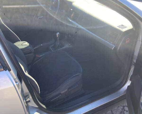 Серый Опель Вектра, объемом двигателя 1.8 л и пробегом 350 тыс. км за 3150 $, фото 2 на Automoto.ua