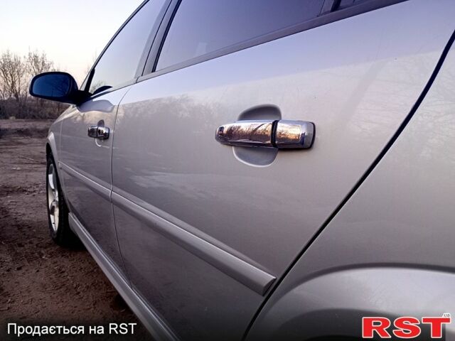 Сірий Опель Вектра, об'ємом двигуна 2 л та пробігом 322 тис. км за 5100 $, фото 5 на Automoto.ua