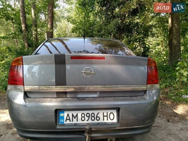 Серый Опель Вектра, объемом двигателя 2 л и пробегом 370 тыс. км за 5000 $, фото 11 на Automoto.ua