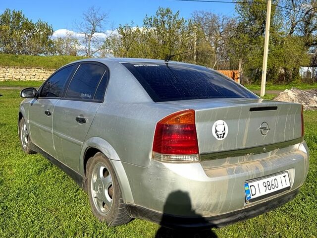 Сірий Опель Вектра, об'ємом двигуна 2 л та пробігом 437 тис. км за 3100 $, фото 1 на Automoto.ua