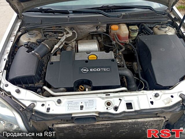 Сірий Опель Вектра, об'ємом двигуна 2 л та пробігом 242 тис. км за 3850 $, фото 10 на Automoto.ua