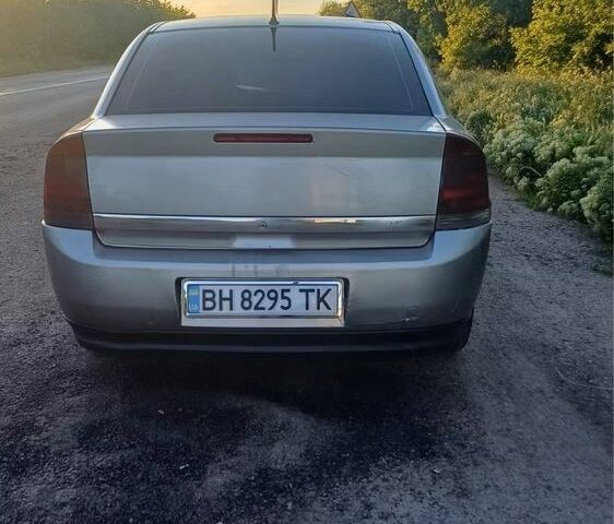 Серый Опель Вектра, объемом двигателя 2 л и пробегом 305 тыс. км за 600 $, фото 3 на Automoto.ua