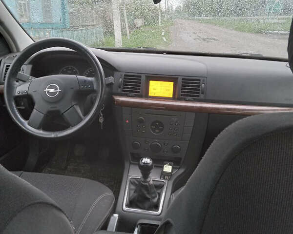 Сірий Опель Вектра, об'ємом двигуна 2.2 л та пробігом 254 тис. км за 4000 $, фото 11 на Automoto.ua