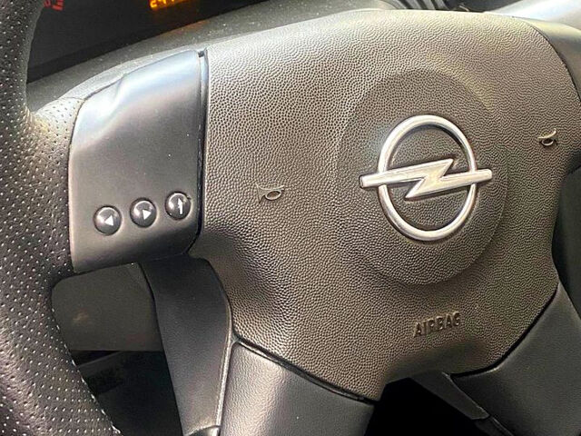 Сірий Опель Вектра, об'ємом двигуна 1.8 л та пробігом 247 тис. км за 4400 $, фото 7 на Automoto.ua