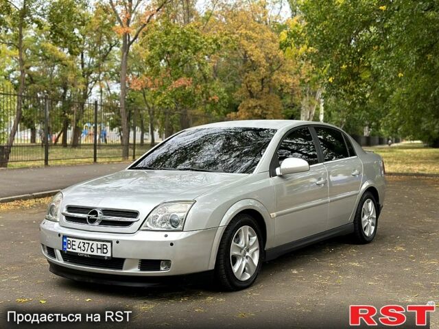 Опель Вектра 2003 в Николаеве на Automoto.ua Серый Опель Вектра, объемом двигателя 3.2 л и пробегом 299 тыс. км за 4400 $, фото 4 на Automoto.ua