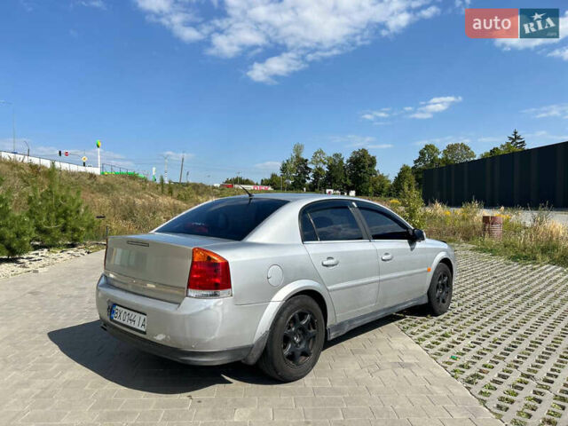 Сірий Опель Вектра, об'ємом двигуна 2.2 л та пробігом 318 тис. км за 4700 $, фото 31 на Automoto.ua