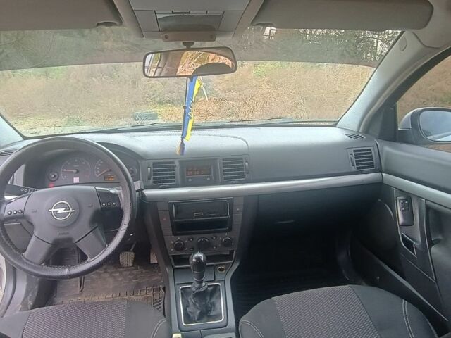 Опель Вектра 2003 в Хмельнике на Automoto.ua Серый Опель Вектра, объемом двигателя 2.2 л и пробегом 347 тыс. км за 3500 $, фото 5 на Automoto.ua