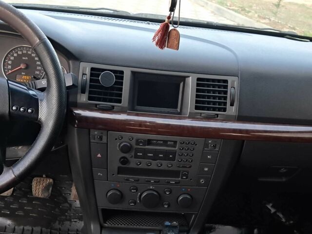 Серый Опель Вектра, объемом двигателя 2.2 л и пробегом 355 тыс. км за 5300 $, фото 5 на Automoto.ua