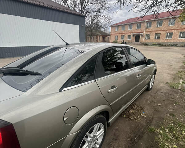 Сірий Опель Вектра, об'ємом двигуна 2.17 л та пробігом 267 тис. км за 4500 $, фото 8 на Automoto.ua