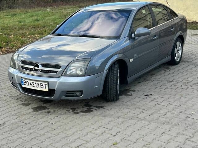 Опель Вектра 2003 в Хмельницком на Automoto.ua Серый Опель Вектра, объемом двигателя 2 л и пробегом 300 тыс. км за 3999 $, фото 1 на Automoto.ua