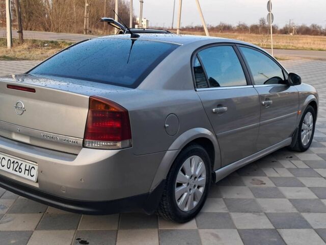 Серый Опель Вектра, объемом двигателя 2.2 л и пробегом 355 тыс. км за 5300 $, фото 1 на Automoto.ua